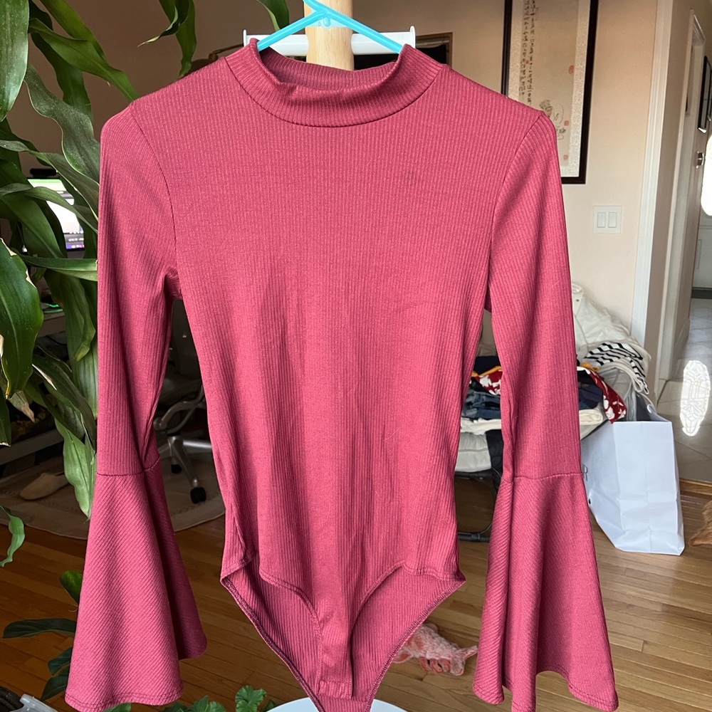 ALTAR’D STATE Bell Sleeve Top - wine